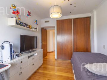 Departamento de 4 dormitorios en venta en Las Lomitas | Lomas de Zamora Oeste