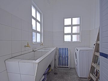 PH EN VENTA, BELGRANO, 3 AMBIENTES Y 2 PATIOS