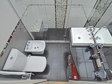 PH EN VENTA, BELGRANO, 3 AMBIENTES Y 2 PATIOS