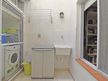 PH EN VENTA, BELGRANO, 3 AMBIENTES Y 2 PATIOS