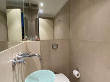 VENTA -  Departamento 1 dormitorio con cochera,  Palermo Nuevo,  Amenities, Apto Profesional