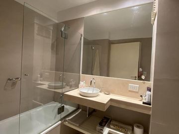 VENTA -  Departamento 1 dormitorio con cochera,  Palermo Nuevo,  Amenities, Apto Profesional