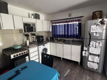 Propiedad 2 dormitorios en excelente zona de funes