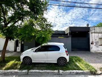 Casa en Merlo Sur - Tres Ambientes - Peru 1300