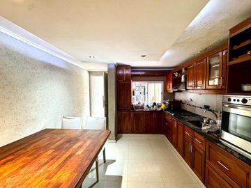 Casa en Merlo Sur - Tres Ambientes - Peru 1300