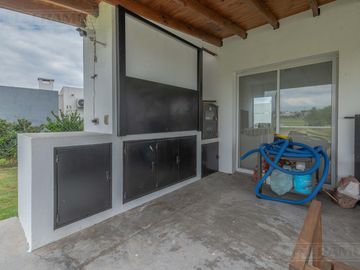 OPORTUNIDAD VENTA CASA San Sebastián A1 NO APTO CREDITO MB