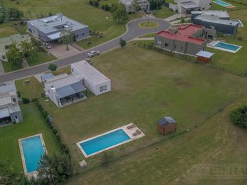 OPORTUNIDAD VENTA CASA San Sebastián A1 NO APTO CREDITO MB