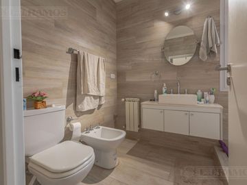 OPORTUNIDAD VENTA CASA San Sebastián A1 NO APTO CREDITO MB