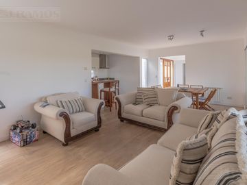 OPORTUNIDAD VENTA CASA San Sebastián A1 NO APTO CREDITO MB