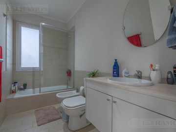OPORTUNIDAD VENTA CASA San Sebastián A1 NO APTO CREDITO MB