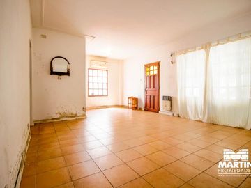Casa en venta 3 amb con patio en Munro