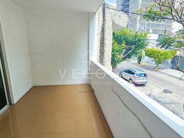 CASA EN VENTA EN PROVIDENCIA, GUADALAJARA