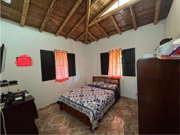 FINCA EN VENTA - FILANDIA
