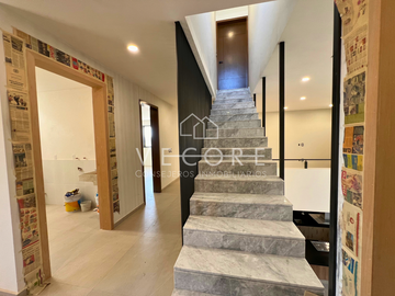 CASA EN VENTA EN BOSQUE CEDROS, ARBOLADA BOSQUES DE SANTA ANITA, TLAJOMULCO