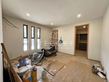CASA EN VENTA EN BOSQUE CEDROS, ARBOLADA BOSQUES DE SANTA ANITA, TLAJOMULCO
