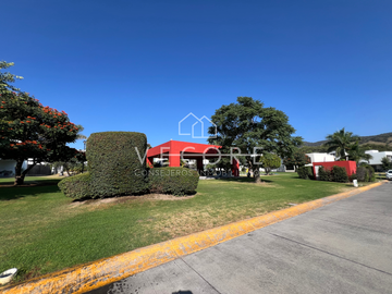 CASA EN VENTA EN BOSQUE CEDROS, ARBOLADA BOSQUES DE SANTA ANITA, TLAJOMULCO