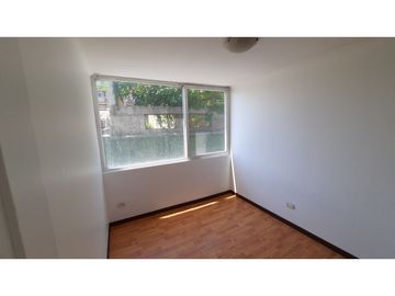VENTA | INDEPENDENCIA | 25 M2 | ORIENTE