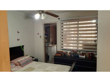 VENTA CASA 4D 3B 2E 1 Bodega  - REMODELADA - MUY BIEN UBICADA - LA REINA