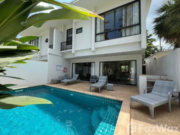 3 bedroom villa with private pool