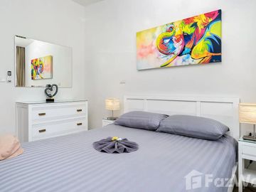 3 bedroom villa with private pool