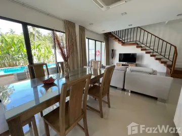 3 bedroom villa with private pool