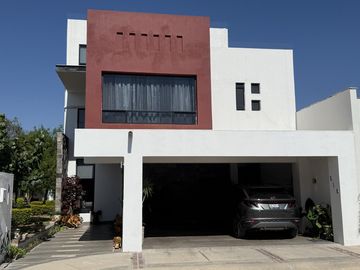 Santa Lucía CASA en VENTA, Santa Fe, Tabachines, Sierra Nogal, Punta del Este