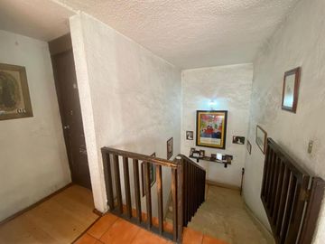 Casa para remodelar en Venta Paseos de Churubusco, Iztapalapa, CDMX.