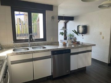Venta de Casa en condominio en San Nicolás Totolapan
