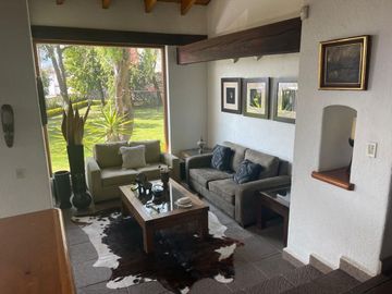 Venta de Casa en condominio en San Nicolás Totolapan