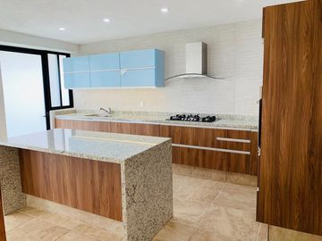 Venta de casa en Cumbres del Lago, Juriquilla