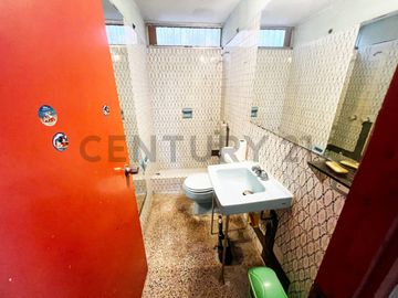 VENTA DE CASA DE 3 PISOS EN BELLAVISTA