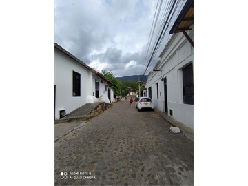 VENTA CASA CASCO URBANO DE GIRON