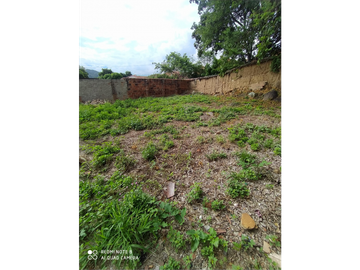 VENTA CASA CASCO URBANO DE GIRON