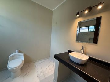 Casa con Paneles Solares en Venta en San Antonio Hool