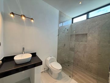 Casa con Paneles Solares en Venta en San Antonio Hool