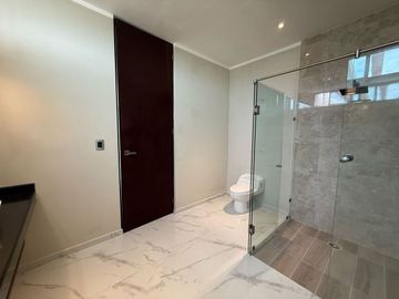 Casa con Paneles Solares en Venta en San Antonio Hool