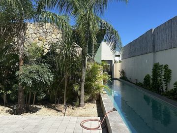 En Venta Casa Gemelas 2 recámaras 1 planta Conkal Privada Canarias, Mérida Yuc.