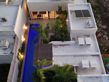 En Venta Casas Gemelas 4 recámaras 1 planta Conkal Privada Canarias.