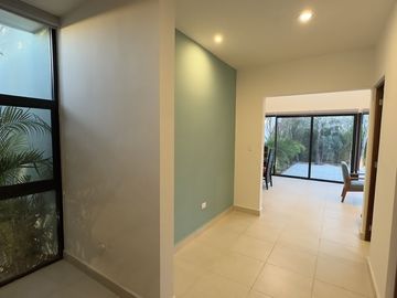 En Venta Casas Gemelas 4 recámaras 1 planta Conkal Privada Canarias.