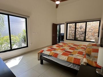 En Venta Casas Gemelas 4 recámaras 1 planta Conkal Privada Canarias.