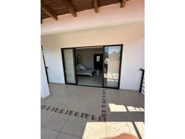 VENTA CASA CAMPESTRE CON APARTAMENTO. GUATIGUARA P/CUESTA. 500m