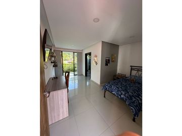 VENTA CASA CAMPESTRE CON APARTAMENTO. GUATIGUARA P/CUESTA. 500m
