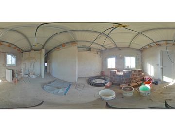 CASA 3 DORMITORIOS 75% terminado