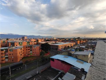 Apartamento en venta en Engativá, Bogotá - Barrio Santa Rosita