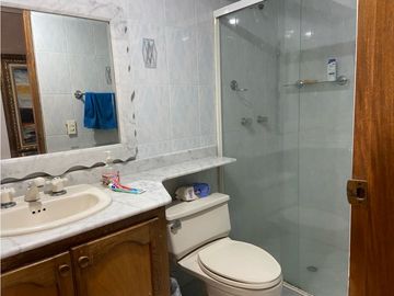 VENTA APARTAMENTO EN LAURELES SANTA TERESITA