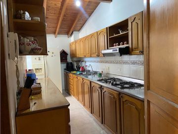 VENTA APARTAMENTO EN LAURELES SANTA TERESITA