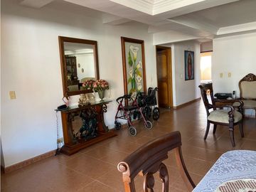 VENTA APARTAMENTO EN LAURELES SANTA TERESITA