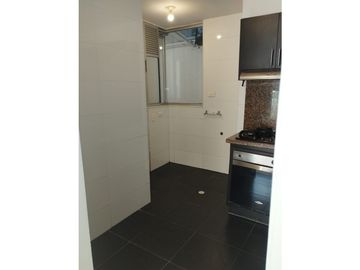 VENDO HERMOSO APTO VILLA CAROLINA PRIMER PISO 2 HABT + PATIO 290 MILL