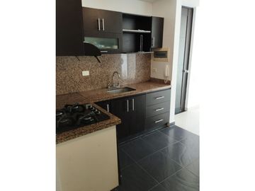 VENDO HERMOSO APTO VILLA CAROLINA PRIMER PISO 2 HABT + PATIO 290 MILL