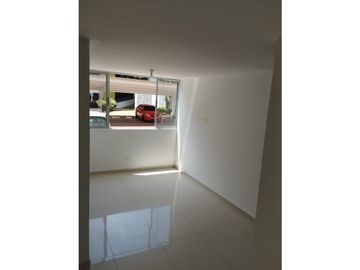VENDO HERMOSO APTO VILLA CAROLINA PRIMER PISO 2 HABT + PATIO 290 MILL